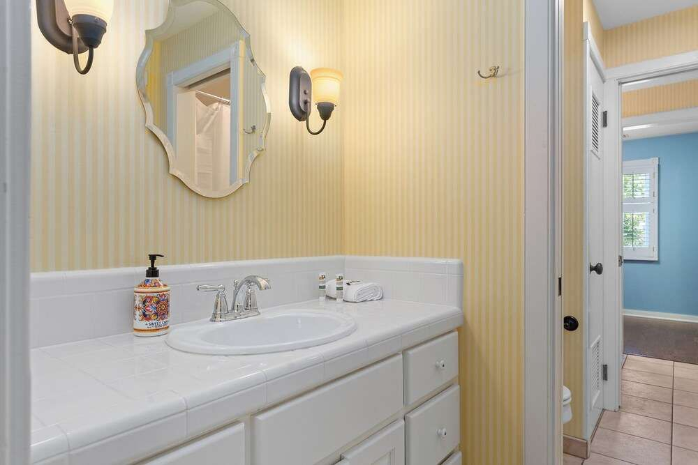 The Painted Lady Estate