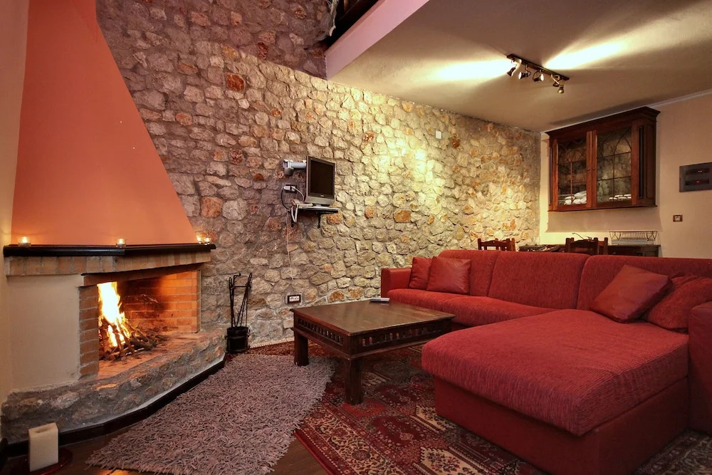 Aesko Resort