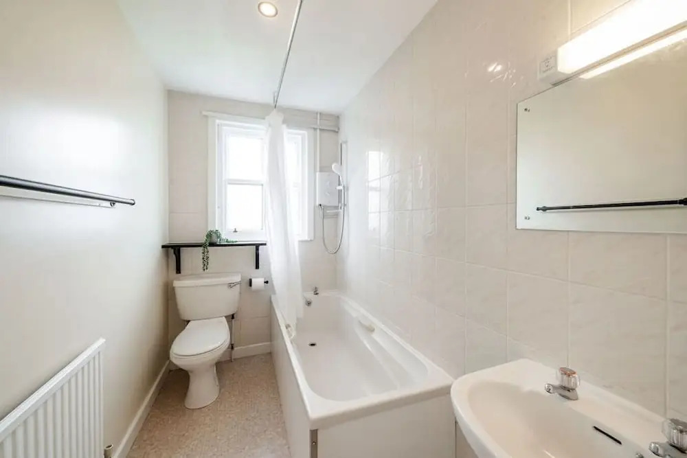 Clubhouse Cottage - Stylish 2 bed pet Friendly