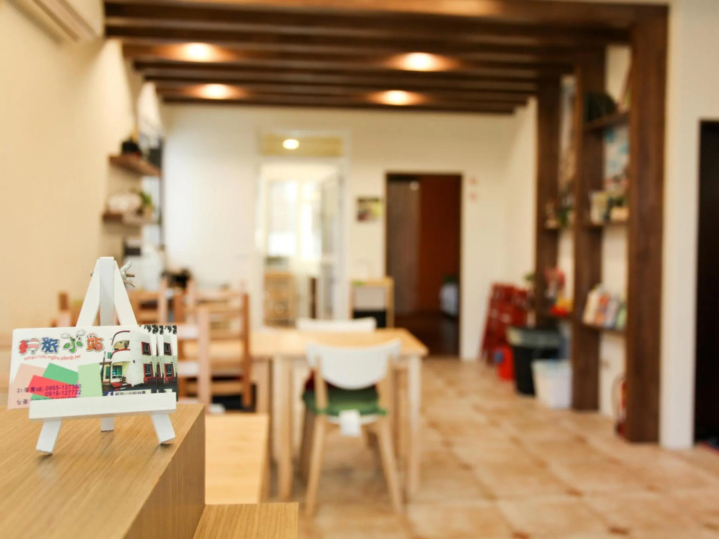 輕旅小站 Soft Travel Hostel