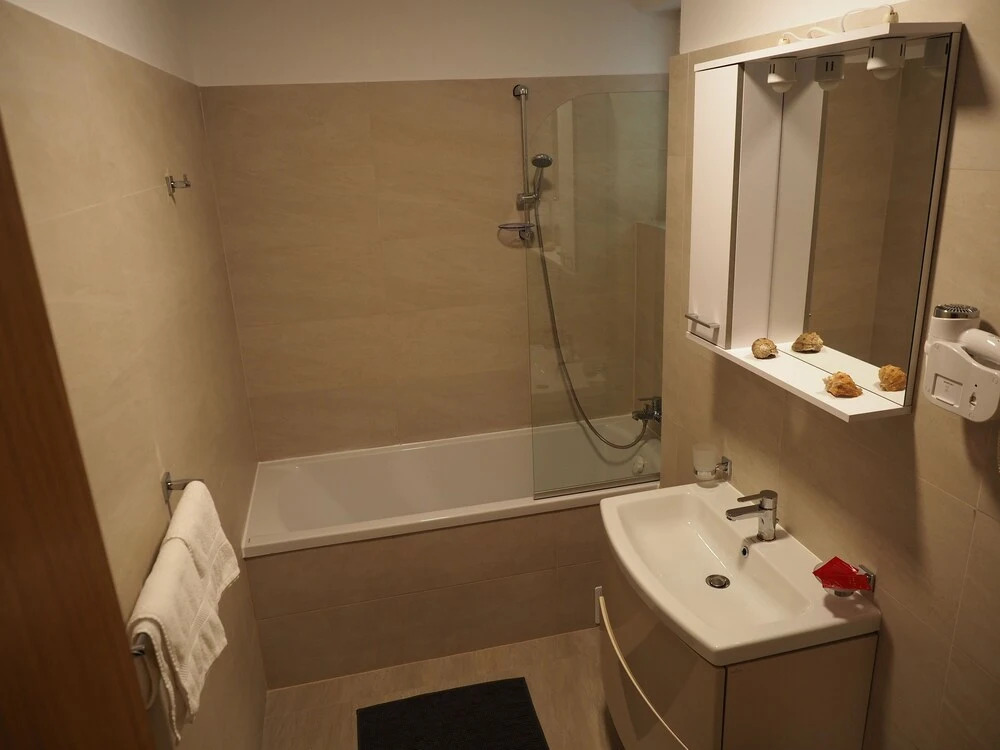 5 Star Residence