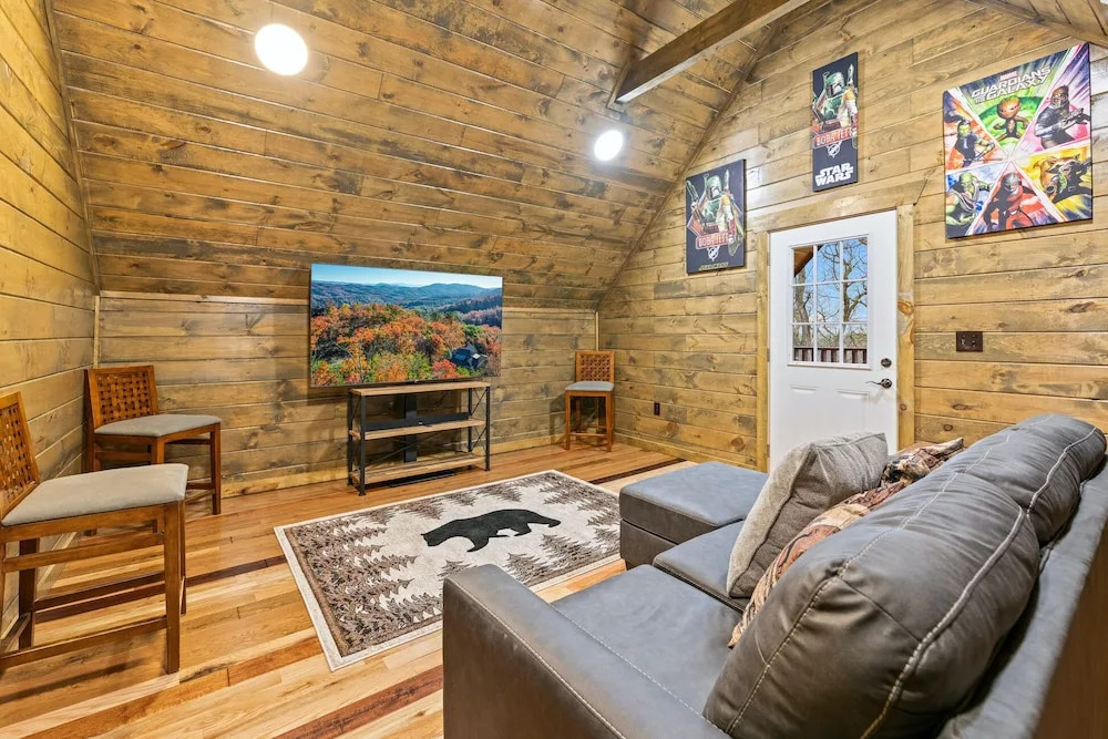 Cabin w/ Hot Tub & Game Room in the Smokys!