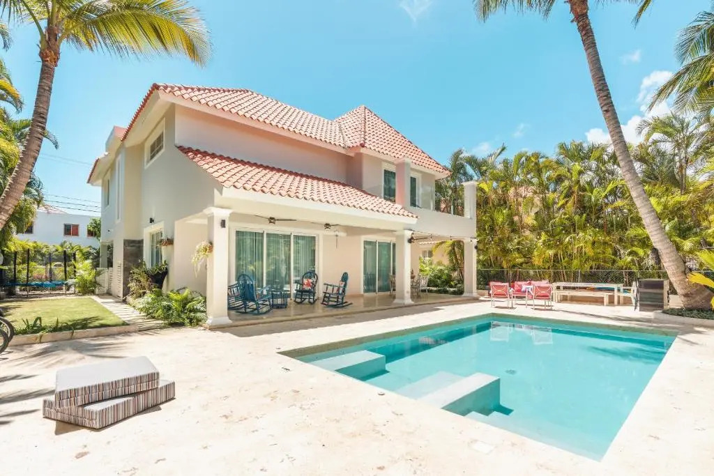Cozy 3br-villa w Pool BBQ in Punta Cana