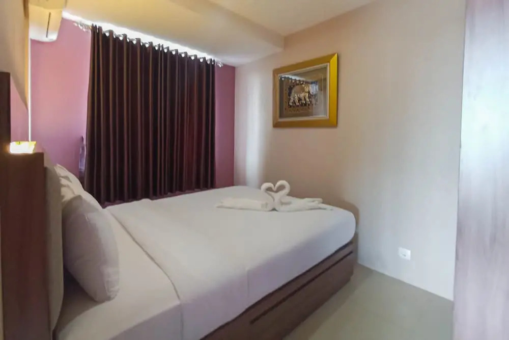 Full Furnished with Comfort Design 2BR at Vivo Apartment By Travelio