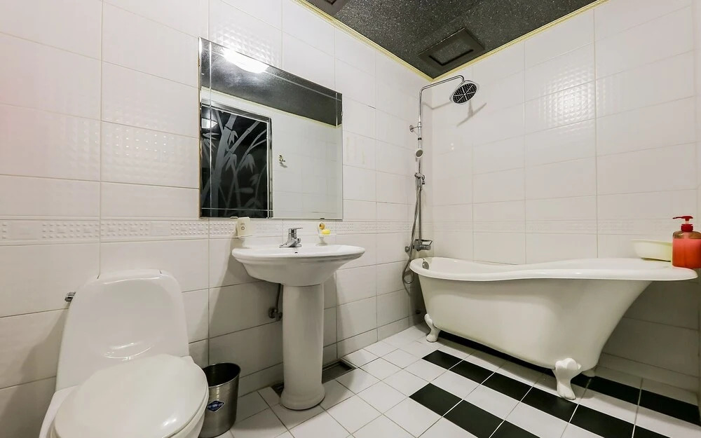 Jecheon The Wall Hotel