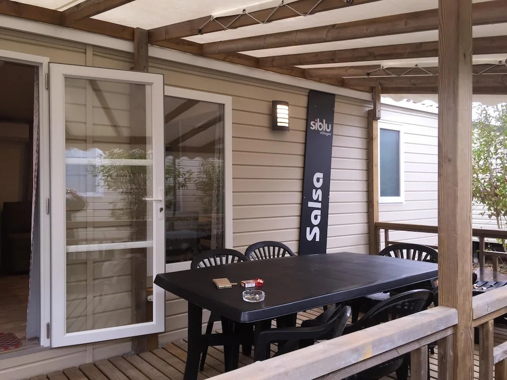Property With 2 Bedrooms in Fréjus, With Pool Access, Furnished Terrac