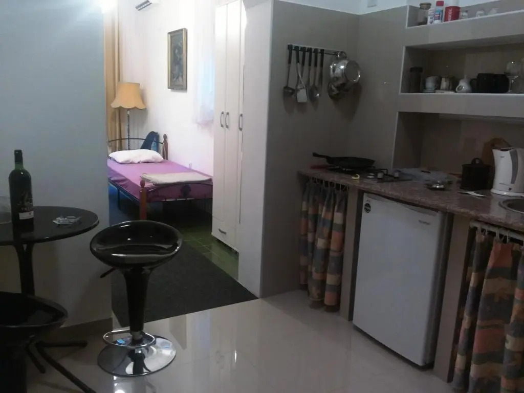 Apartments Colic