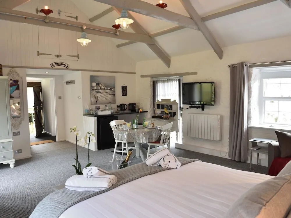 St Ives BnB at Chypons Farm