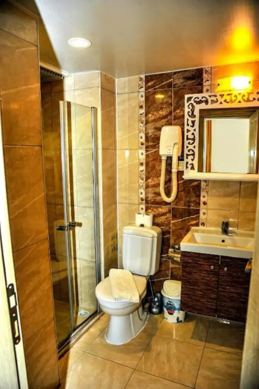 Beach Front Apartment Close to Centre of Side With all you Desire Sleeps up to 4
