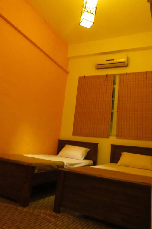 Super Rich Guest House