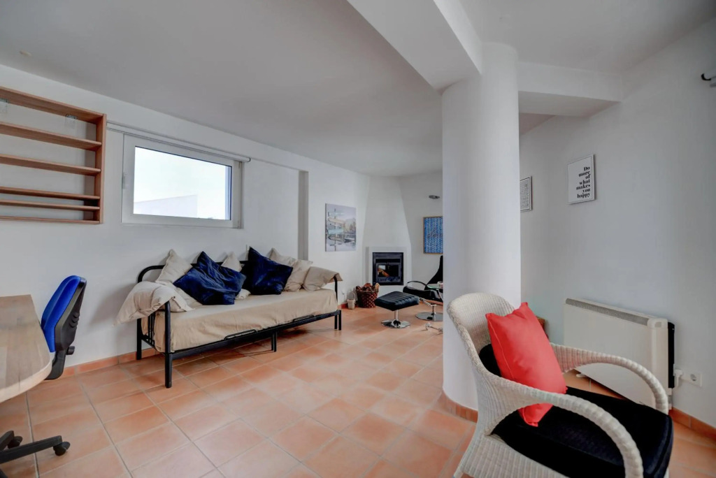 The Fantastic Beach House of Luz