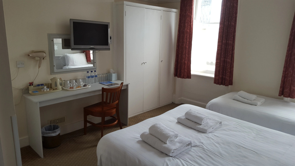 Alexandra Hotel