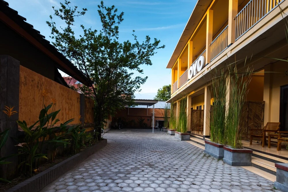 Rupaqa Hotel by OYO Rooms