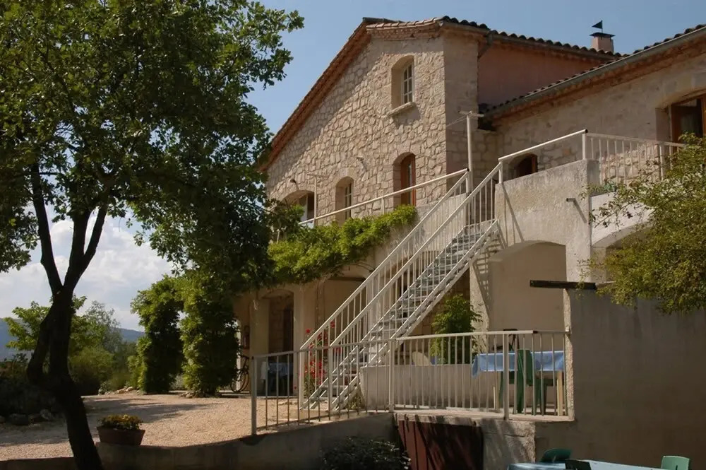 Huswell - Rustic G te With Pool in Southern France