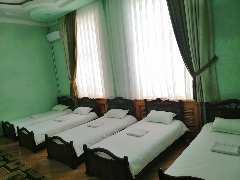 Rahat inn Hotel