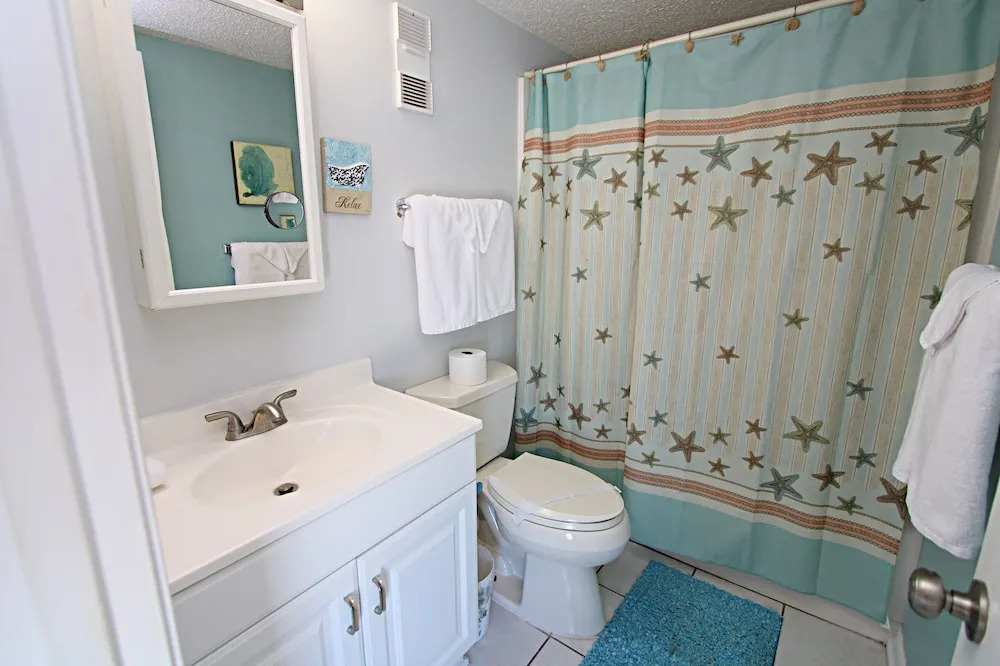 Island Shores 550 3 Bedroom Condo by RedAwning