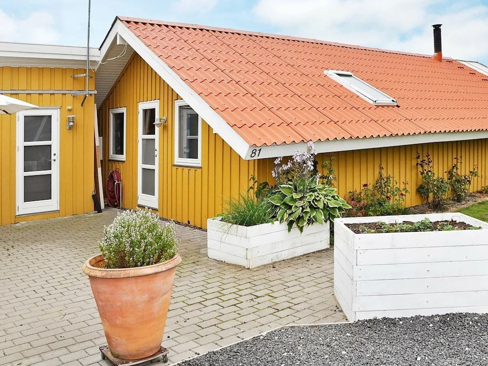 Serene Holiday Home in Juelsminde near Sea