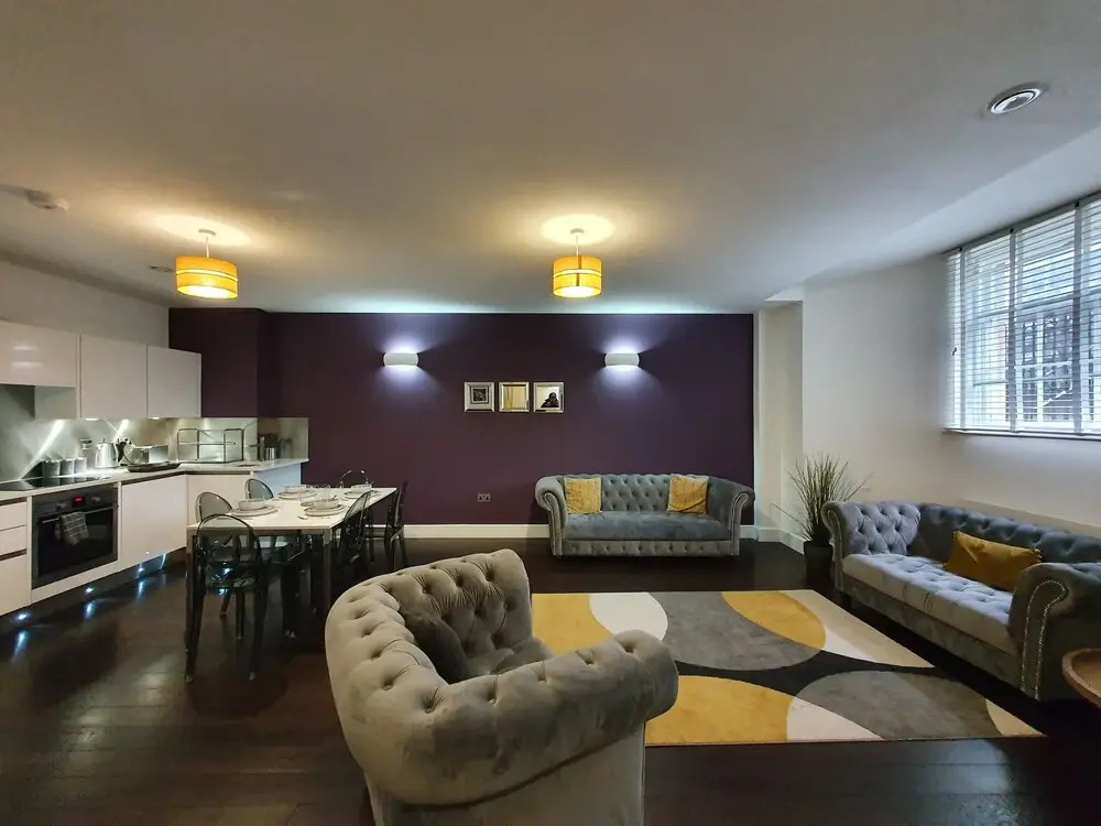 Stylish Executive Apartment in Reading