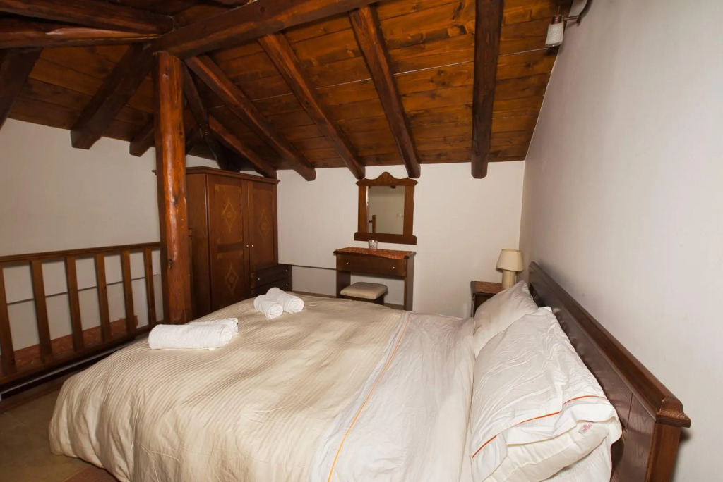 Anemoessa Traditional Village Hotel