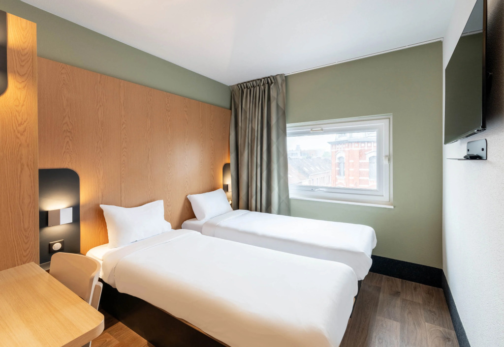 B&B HOTEL Lille Roubaix Centre Grand-Place