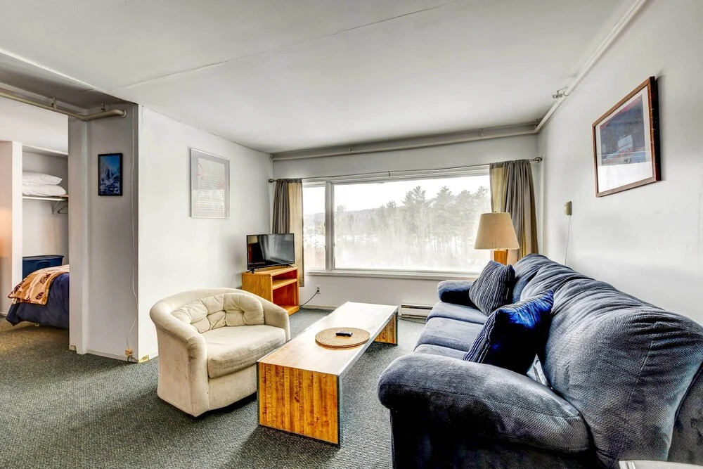 Stowe Condo With Deck and Mountain Views!