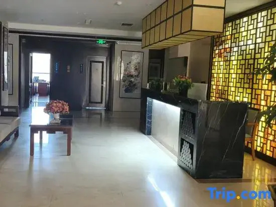 West Holiday Hotel
