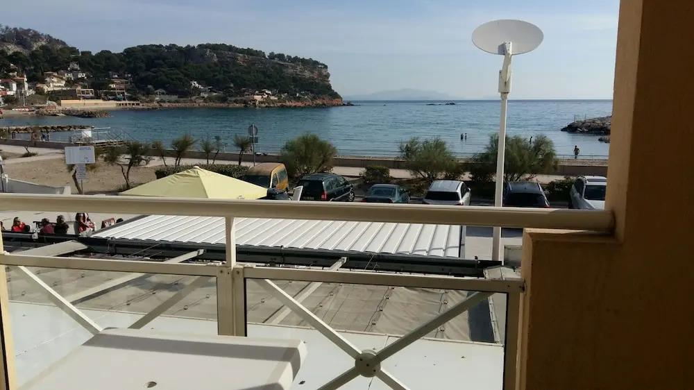T2 Front de Mer