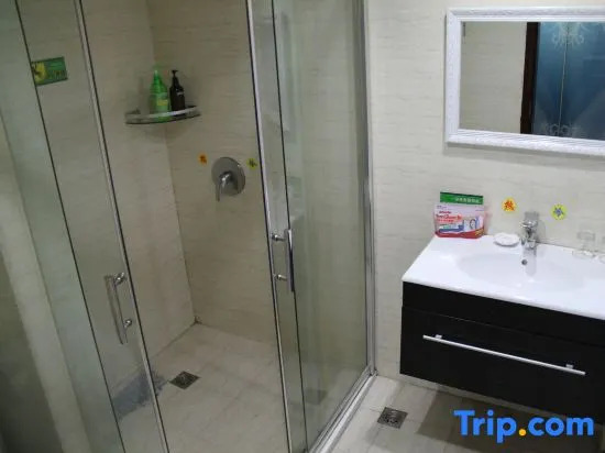 Ruixiang Business Hotel