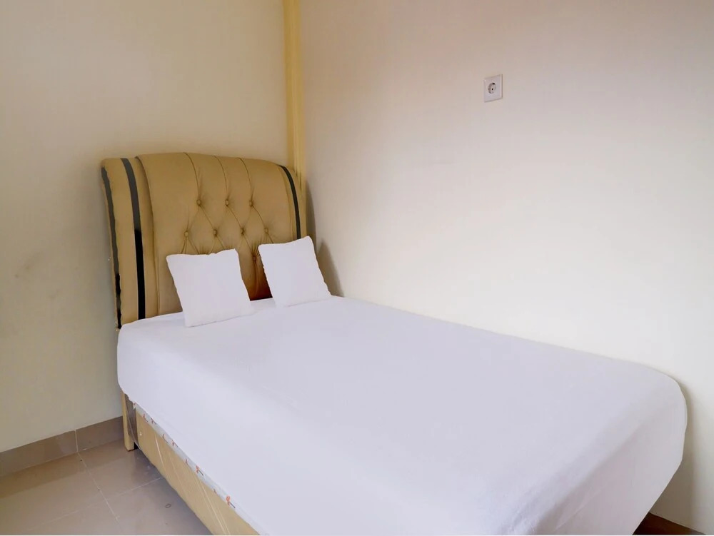 OYO Life 92637 Kost Arya Exclusive