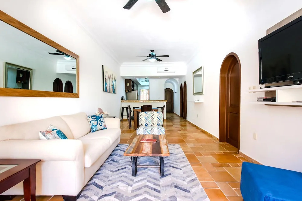 Dina 2Br Condo By Rmh