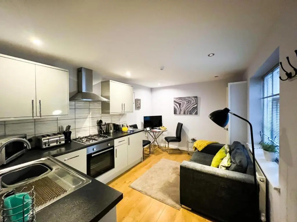 Suitely Berkeley Apartments
