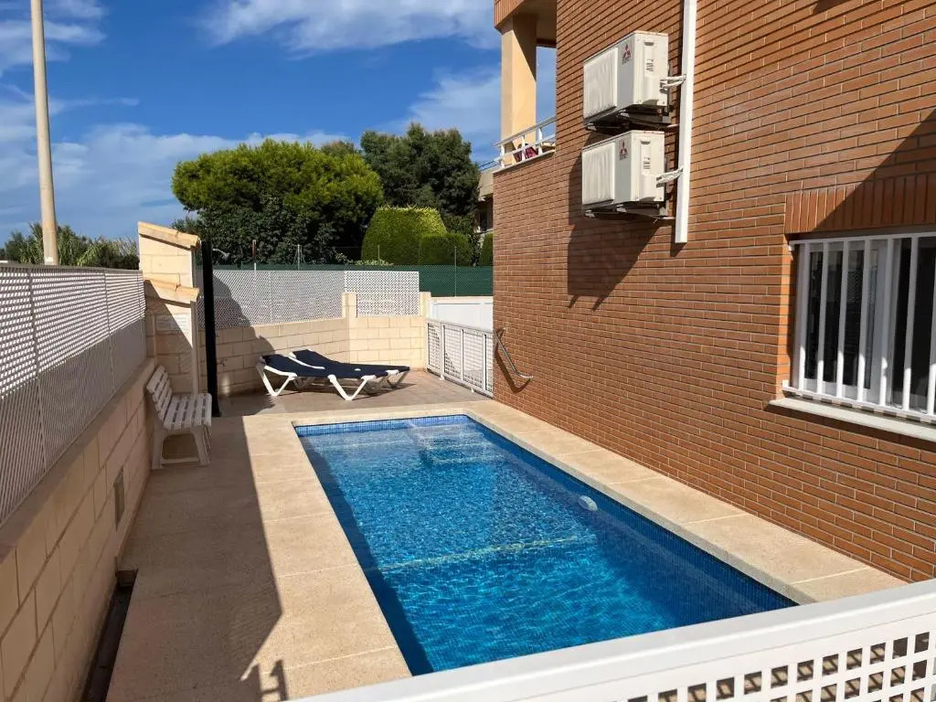 Oliva Holidays 2