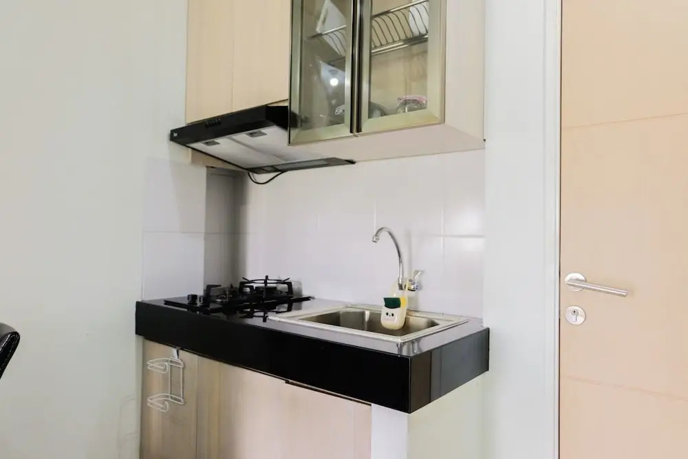 Luxurious and Convenient 2BR Ayodhya Apartment By Travelio
