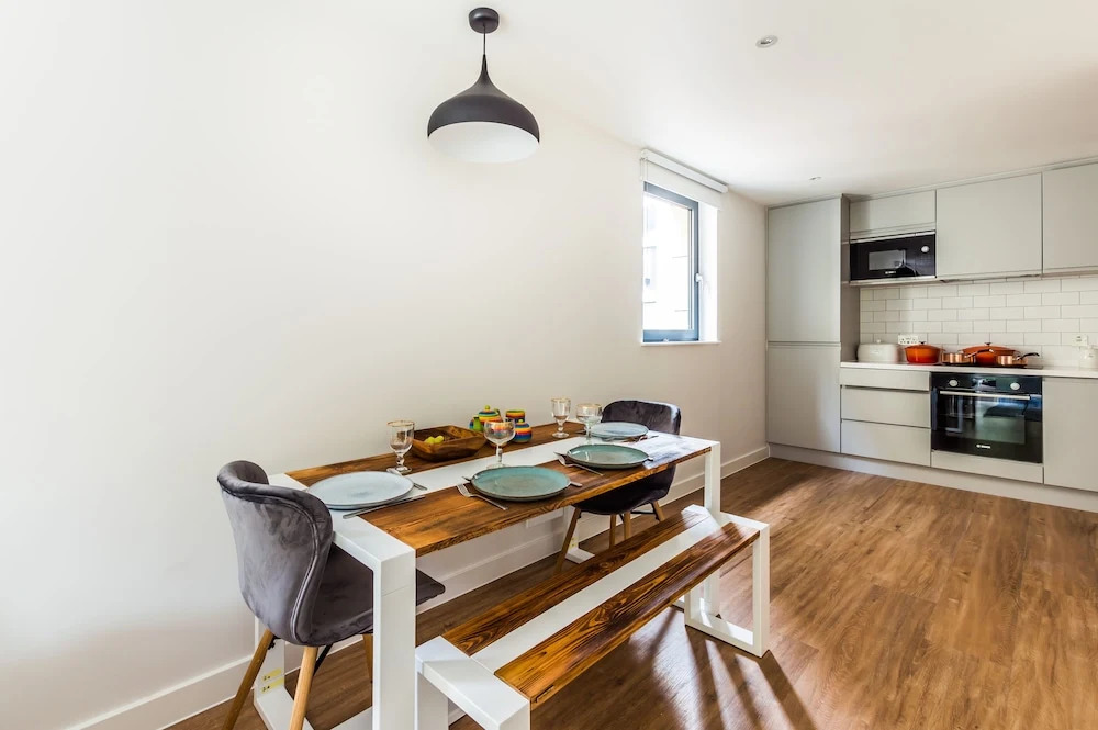 Luxury 1 Bed Castle View Apartment