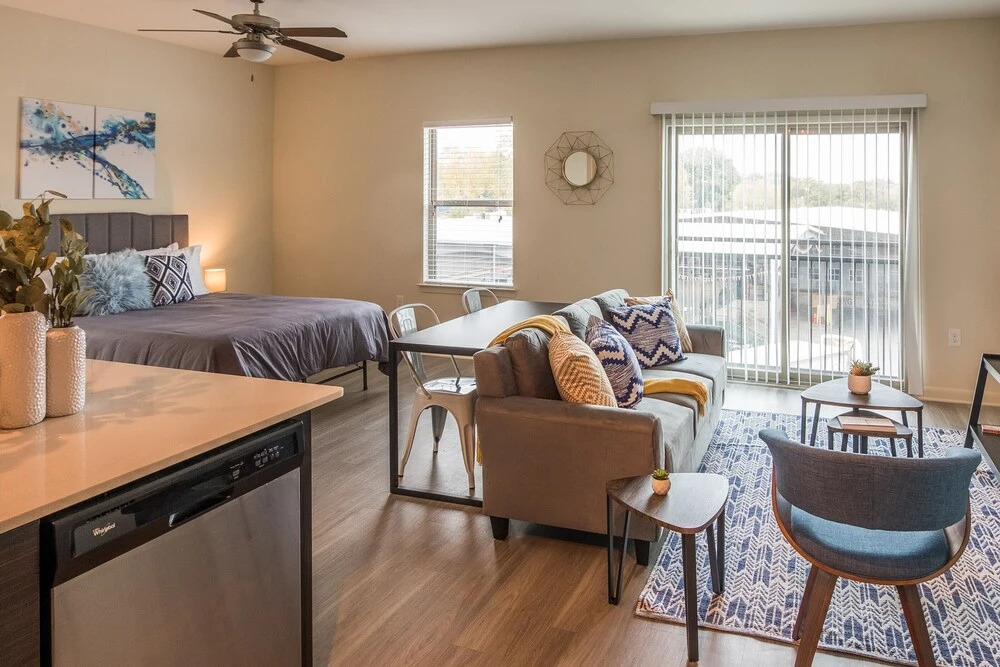 Studio Apt in Old Fourth Ward w/ Pool by Frontdesk