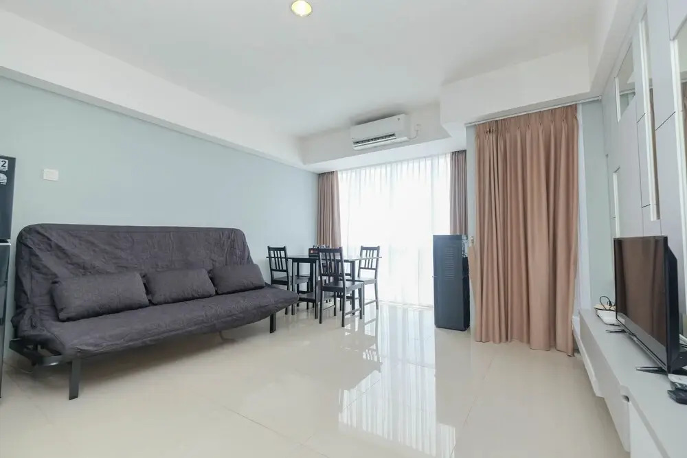 Spacious Combine Unit 1Br with Extra Room Apartment at H Residence
