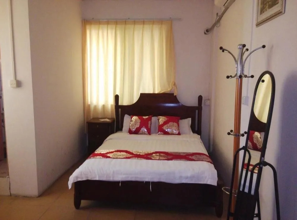 Xinhao Apartment Guangzhou South Railway Station