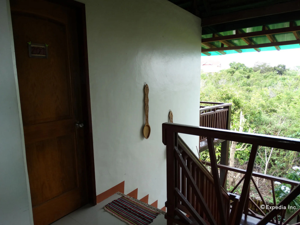 Royal Paradise Guesthouse