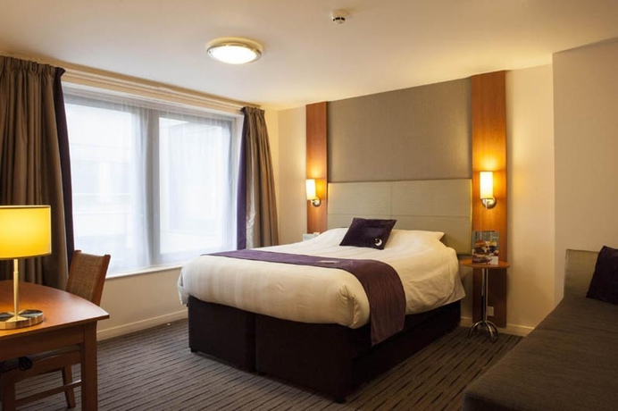 Premier Inn Birmingham Central Hagley Road