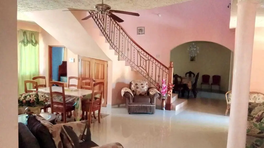 rush bond villa
