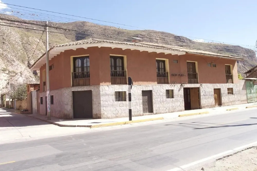 Yucay Plaza Inn