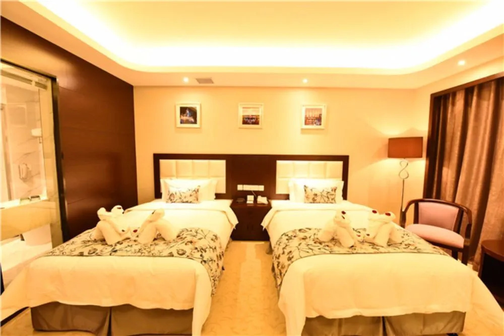 Savile K-Knight Luan Hotel