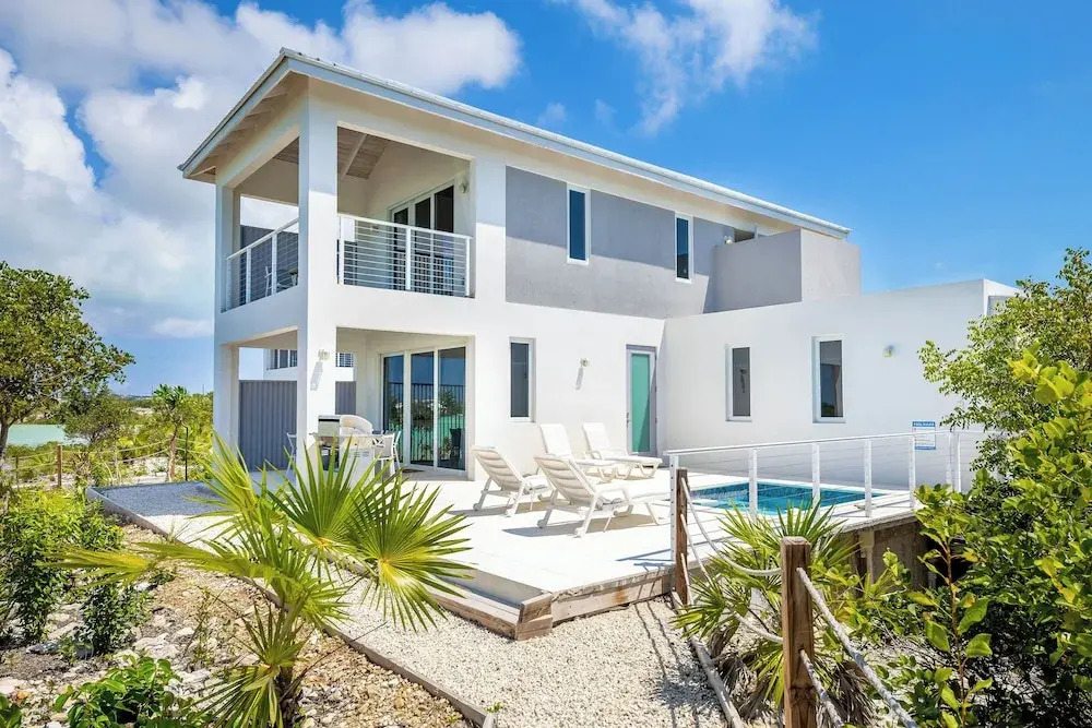 Waterfront Sunset Views , Cooper Jack Bay Villas
