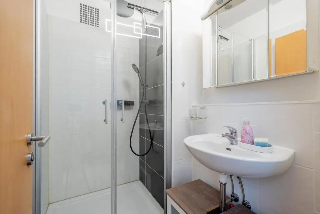 ID 5963 | Private House