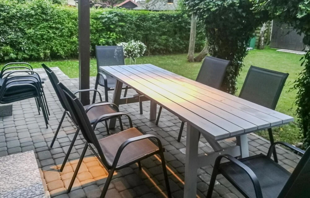 5 Bedroom Pet Friendly Home In Rowy