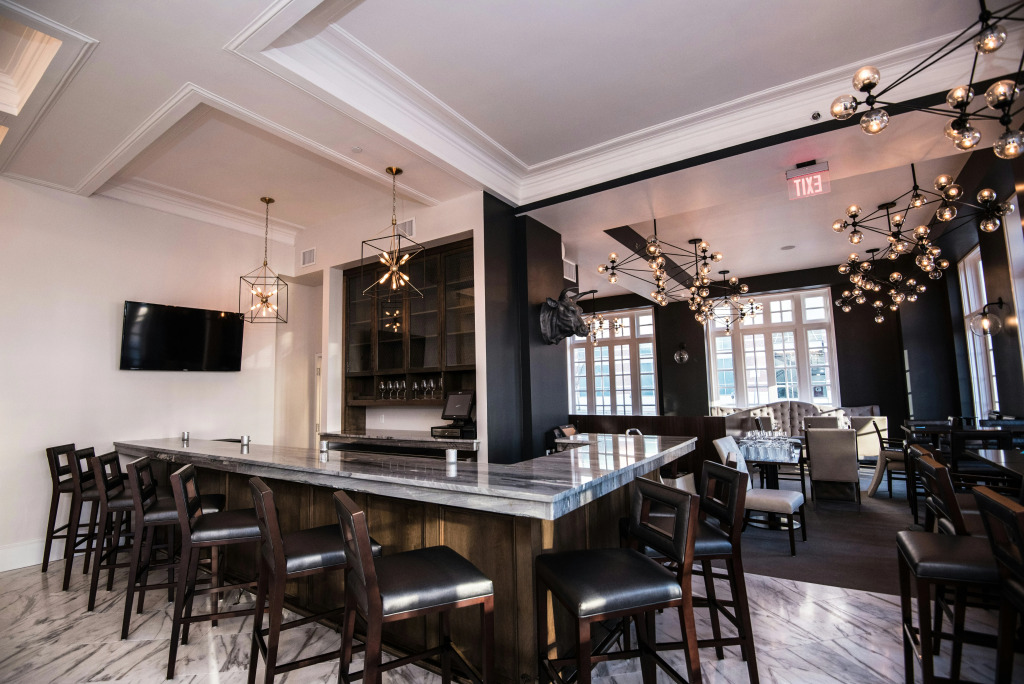 Redmont Hotel Birmingham - Curio Collection by Hilton