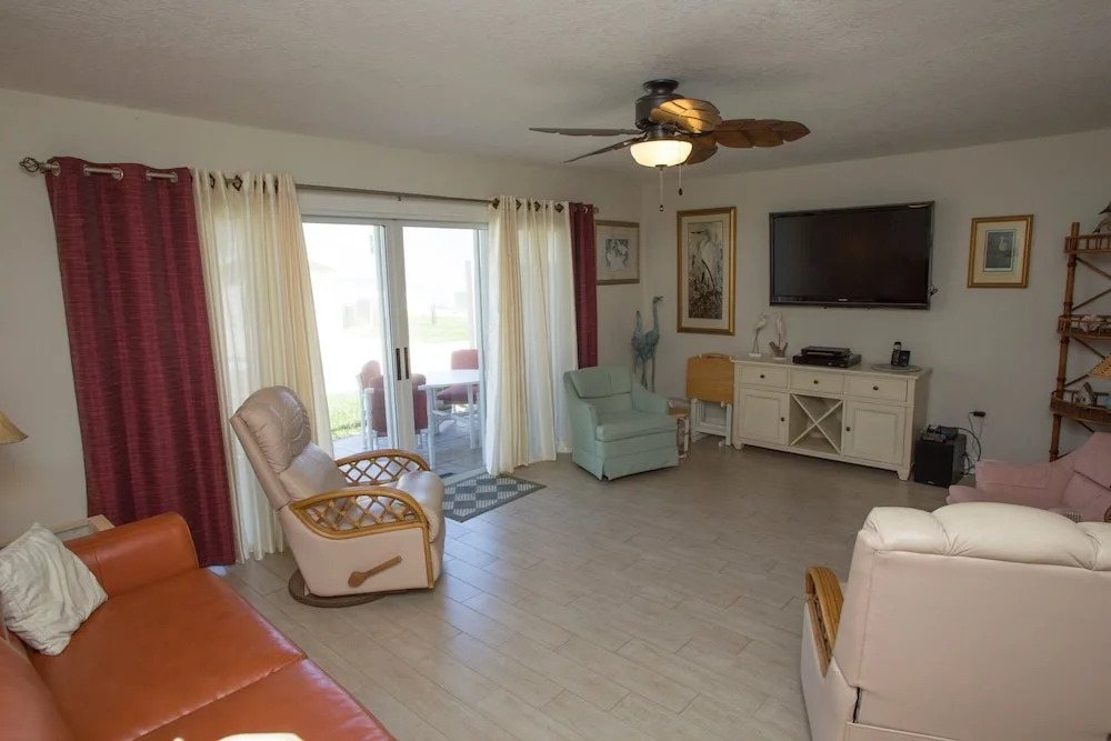 Oceanside Village 2bdrm B2