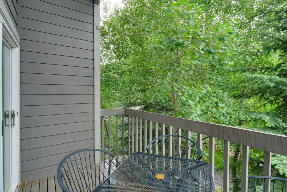 'chillside Chalet' Modern West Vail Townhouse!