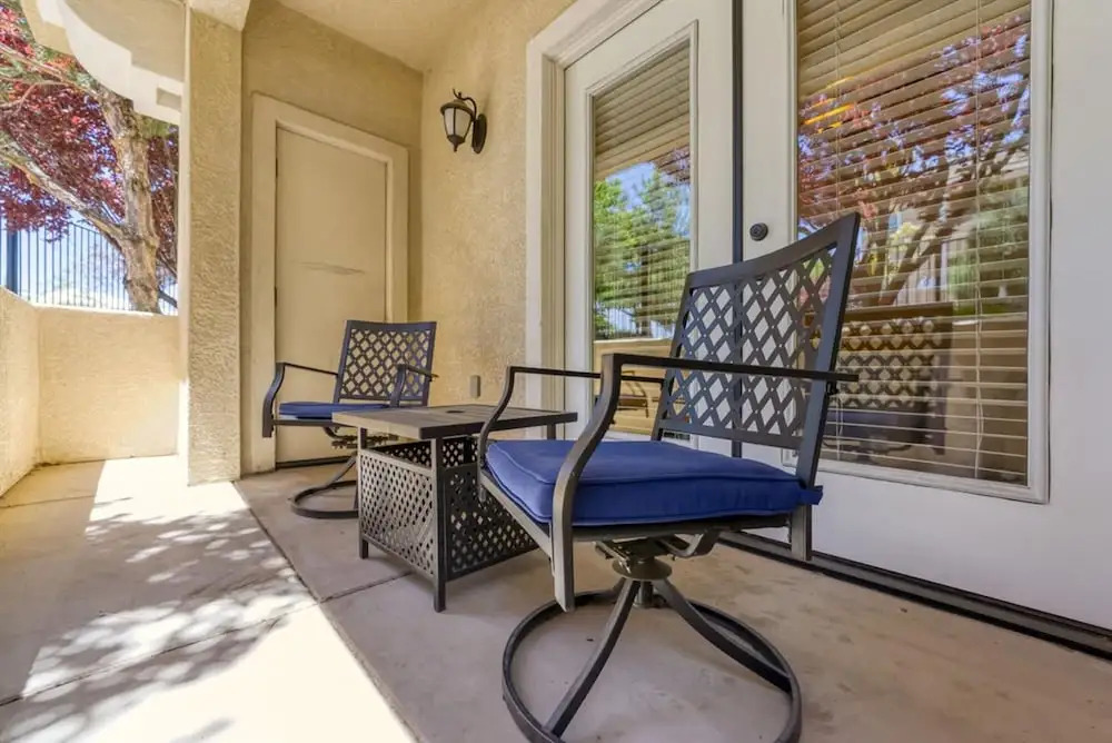 Marketing in Reno With 2 Bedrooms and 2 Bathrooms