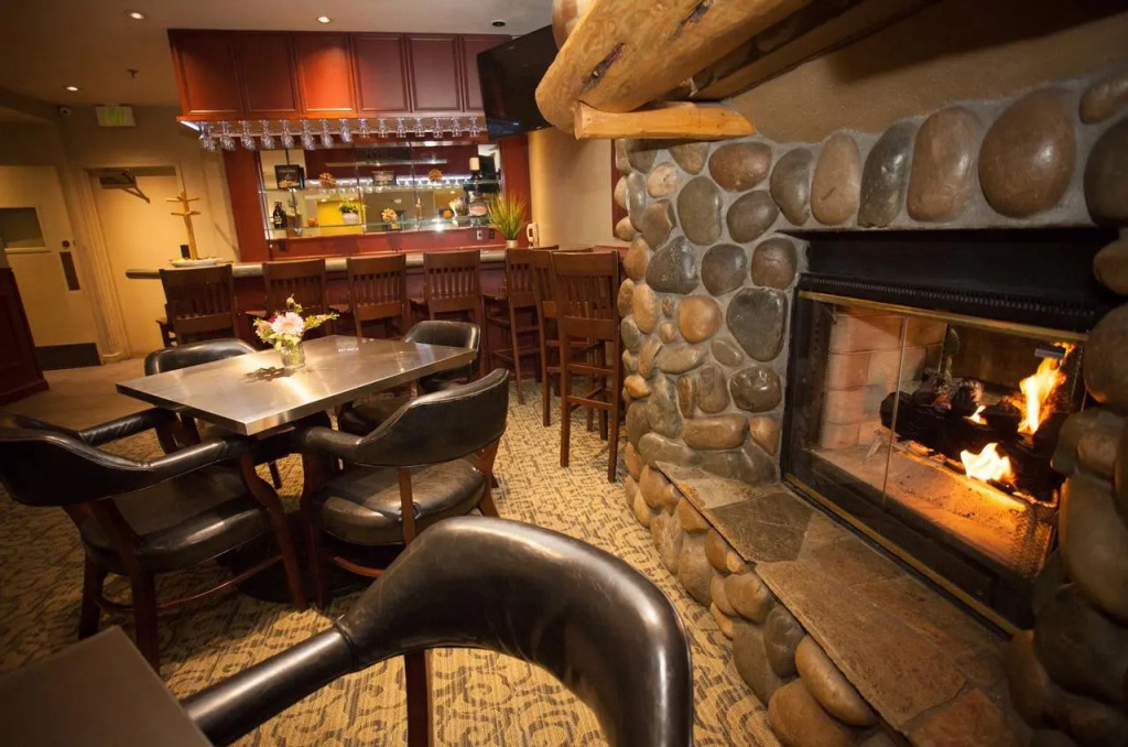 Forest Suites Resort at the Heavenly Village